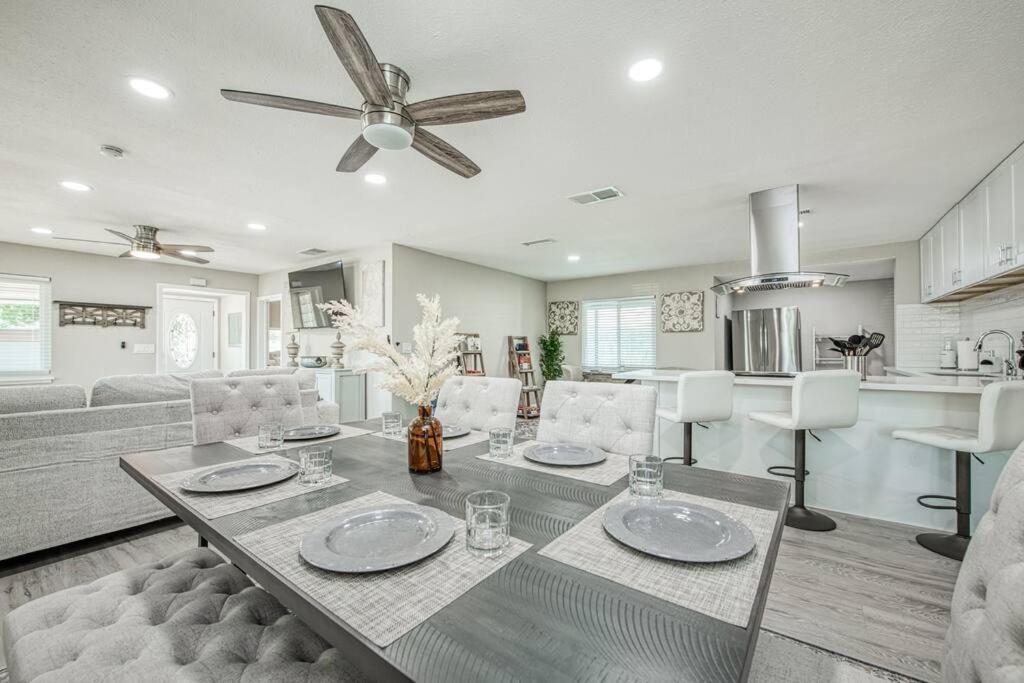 Fun Haven Spacious Retreat In * Fresno